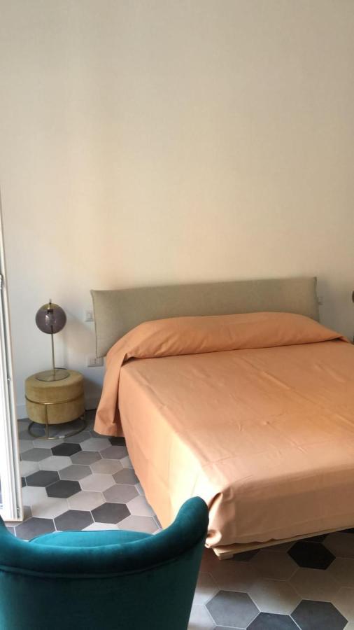 バーリ Chiesa Russa Bed & Breakfast エクステリア 写真