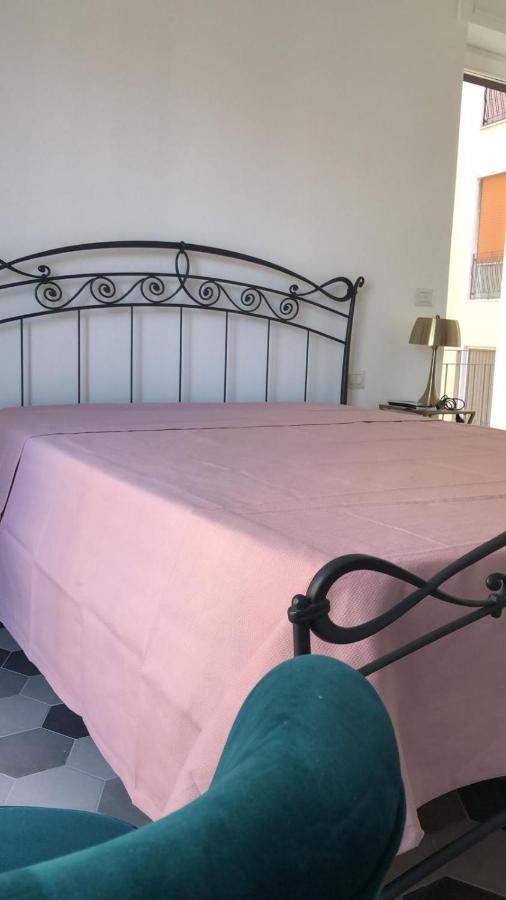 バーリ Chiesa Russa Bed & Breakfast エクステリア 写真